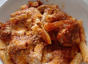 Foto di Rigatoni glutenfree con coda alla vaccinara