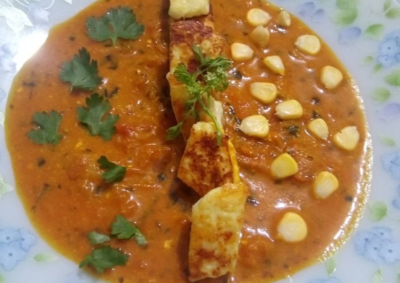 Salted paneer in a dip