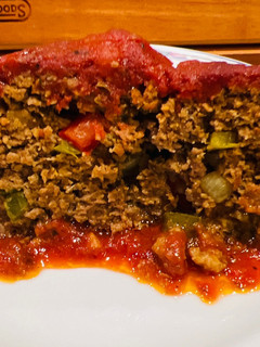 A picture of Christmas 🎄 🎁 Meatloaf.