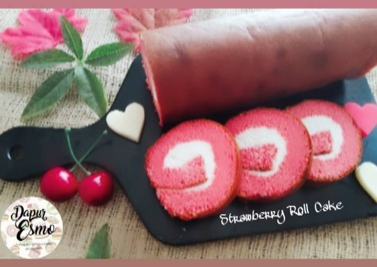 Strawberry Roll Cake