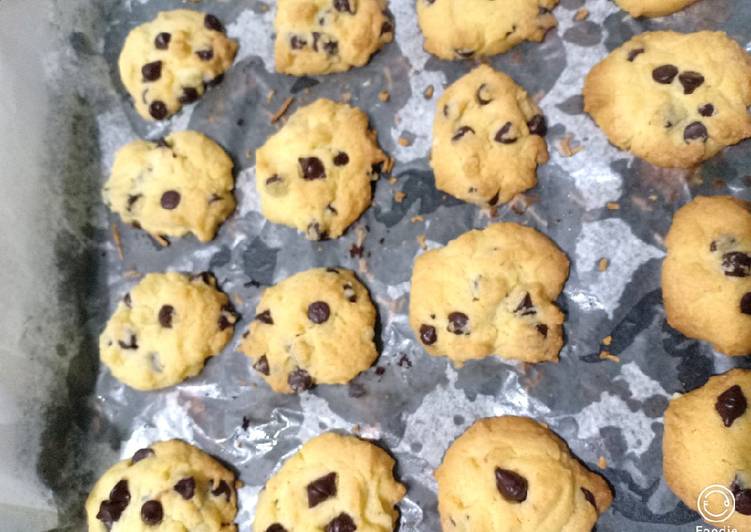 Langkah Mudah untuk Menyiapkan Choco Vanila Cookie for the Good Time yang Sempurna