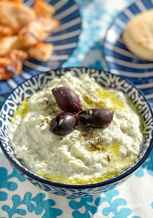 Une photo de Le vrai Tzatziki 🇬🇷 traditionnel Grec, avec Ouzo