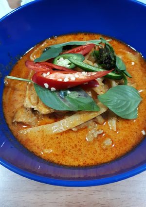 รูปของ แกงเผ็ดหน่อไม้ไก่ ฮาลาล