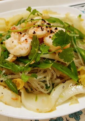 Hình của món Miến dong xào tôm.