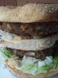 Hamburguesa doble de lentejas y atún🤔😋😉