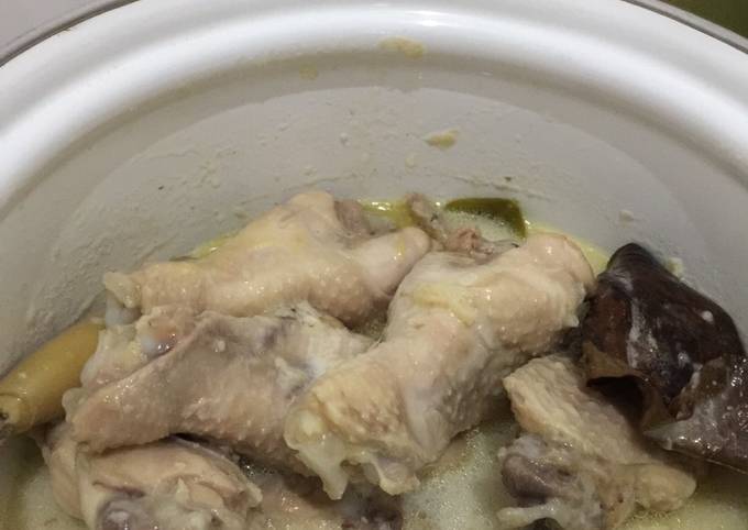  Bagaimana cara memasak Opor Ayam Kuah Putih hidangan Idul Adha yang sedap