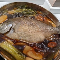 Japanese Simmered Fish (Nitsuke) A picture of Japanese Simmered Fish (Nitsuke).