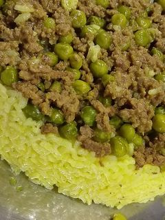 صورة لوصفة مقلوبة رز ببازلاء