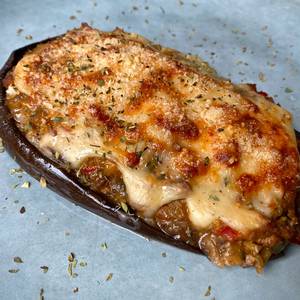 Berenjenas rellenas de Carne y Bechamel en Mambo