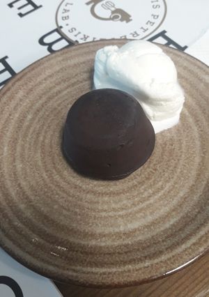 Φωτογραφία της συνταγής Lava cake με παγωτό βανίλια 😋