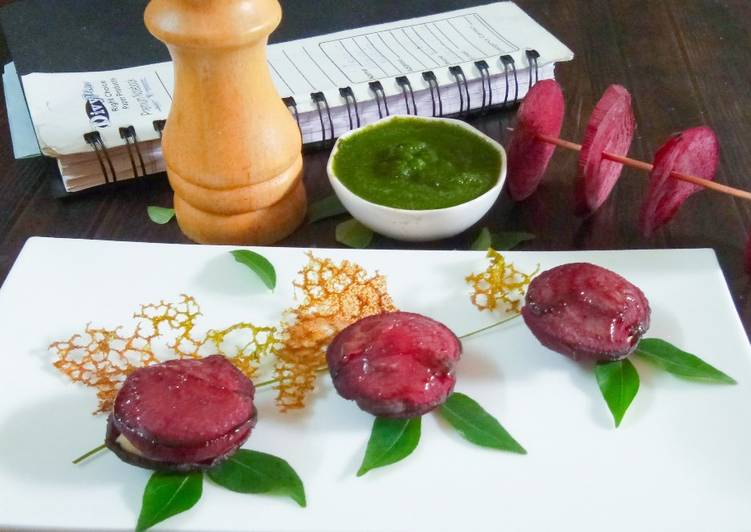 Easiest Way to Prepare Super Quick Homemade Roasted Beetroot Bites with Coriander Chutney Tuile