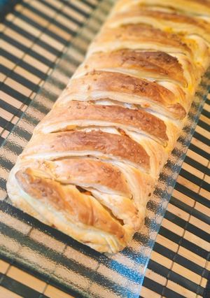 Una foto de Trenza de hojaldre de ‘picadillo de chorizo light’