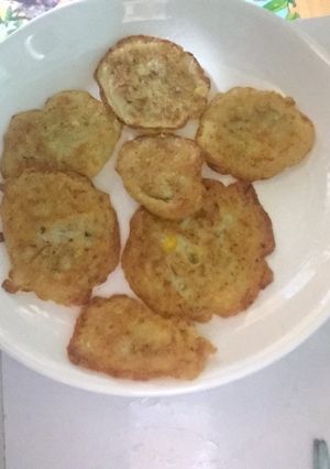 Hình của món Bánh bắp cá cơm.
