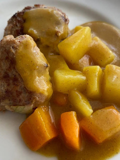 Foto resep Mini Hamburg Steak with Curry Sauce (daging burger mini)