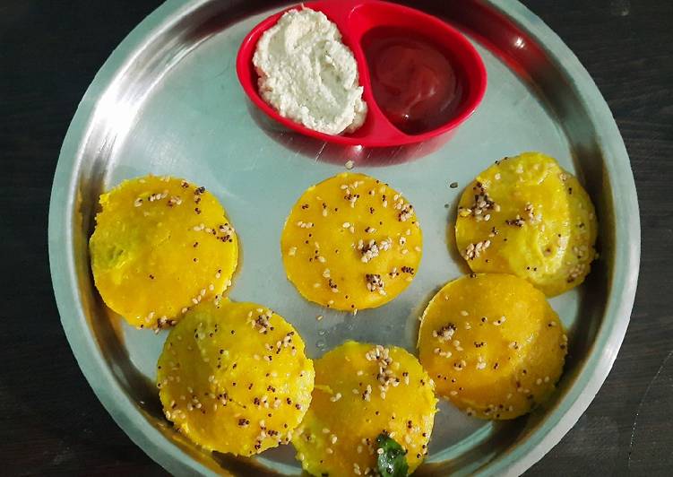 Instant idli dhokla