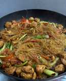Фунчоза з курочкою та овочами