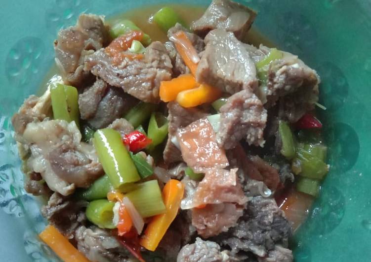 Resep Asem-asem daging sapi, wortel buncis, Lezat Sekali