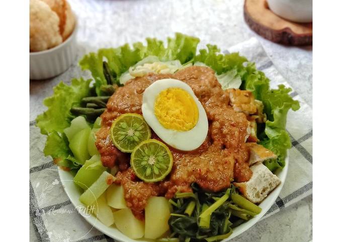 Cara bikin Gado-Gado Khas Betawi Cara bikin Gado-Gado Khas Betawi