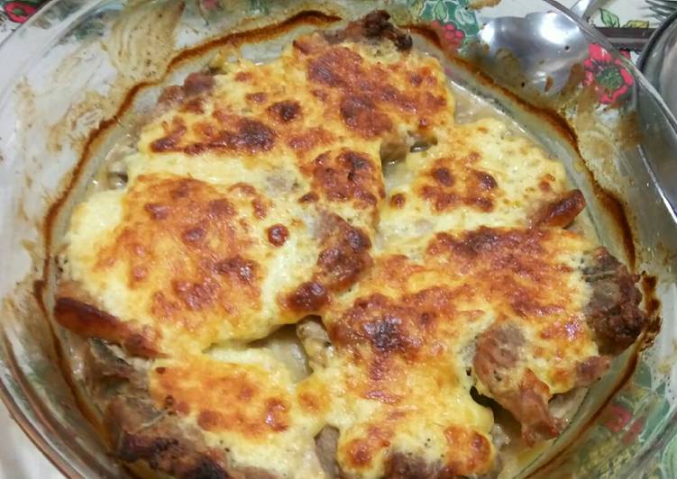 Bisteca de Porco Gratinada - Tudogosreceitas