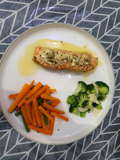 Foto resep Salmon steak with lemon sauce