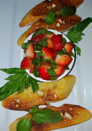 A picture of Mike's EZ Berry Basil Balsamic Bruschetta.