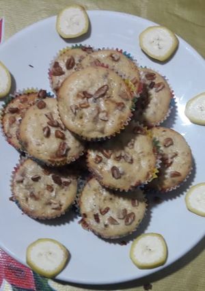 Una foto de Muffins de plátano y nuez