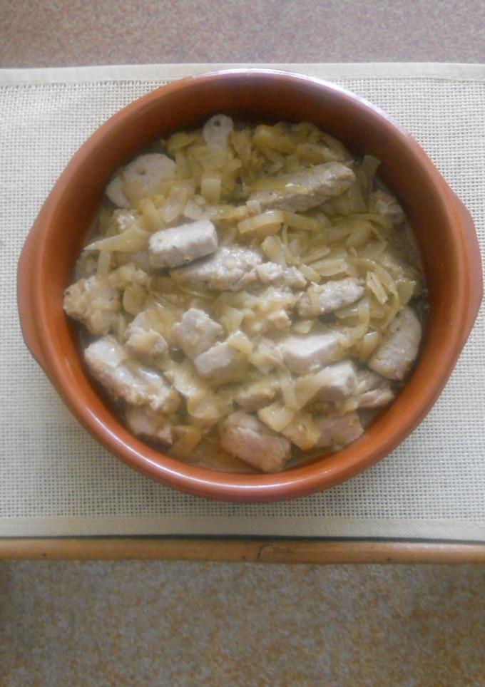 Una foto de Atún encebollado