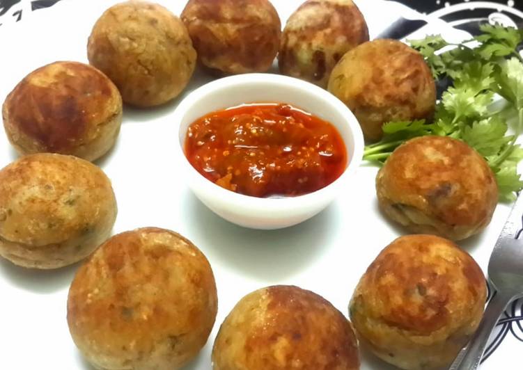 Easiest Way to Prepare Quick Coconut Stuffed Potato Kachori