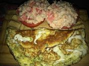 Una foto de omelette con atún