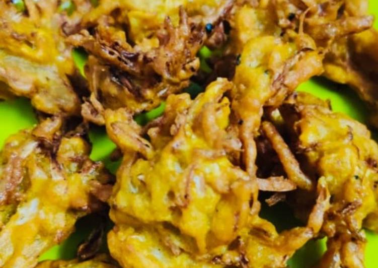 Step-by-Step Guide to Prepare Award-winning Cabbage pakoda fritters
