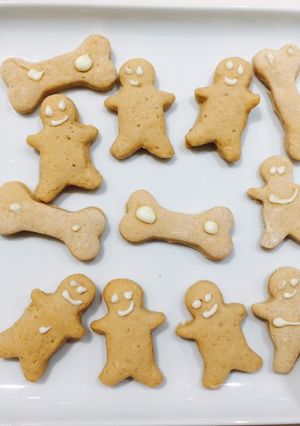A picture of Gingerbread cookies.