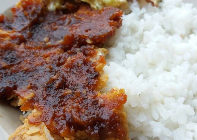 Ayam geprek sambal bajak