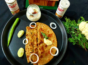 A picture of Gobhi Paratha.