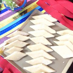 A picture of Kaju katli.