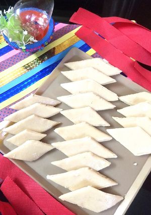 A picture of Kaju katli.