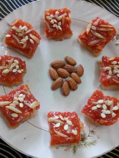 A picture of Tomato coconut Halwa.