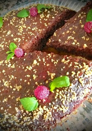 Une photo de La tarte aux chocolat,framboise