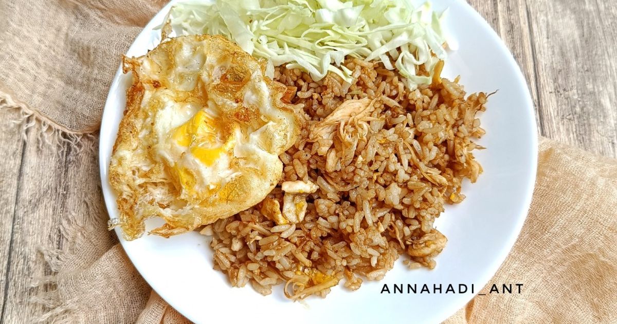 Nasi Goreng Ayam Telur Ceplok