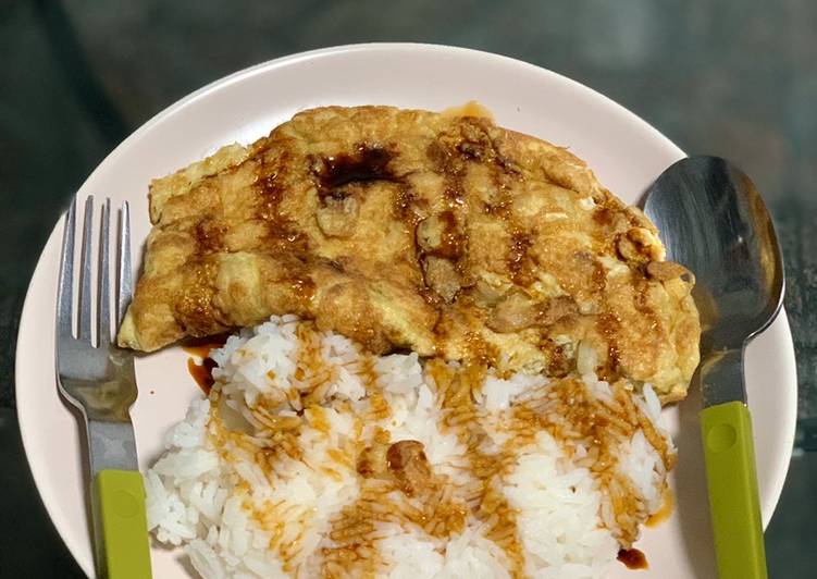 Nasi telor goreng kecap