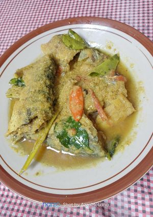 Foto resep Ikan Kembung Bumbu Kuning (PesmoL)