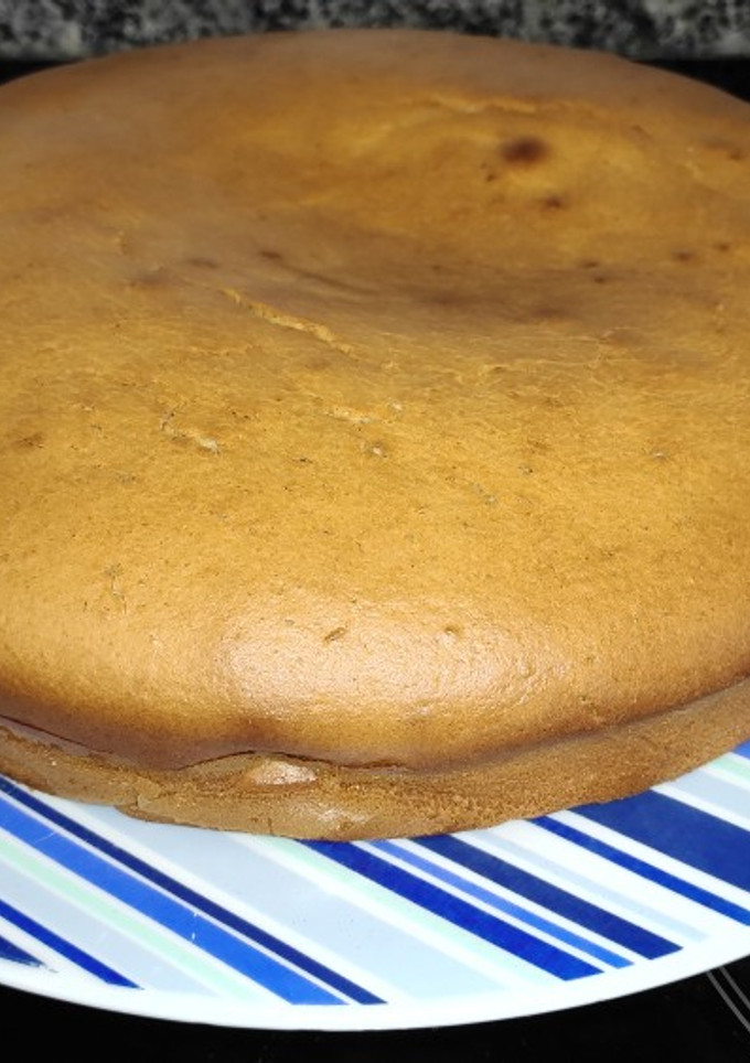 Una foto de Bizcocho de turrón Thermomix