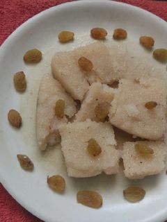 सूजी का हलवा (sooji ka halwa recipe in Hindi) रेसिपी मुख्य फोटो