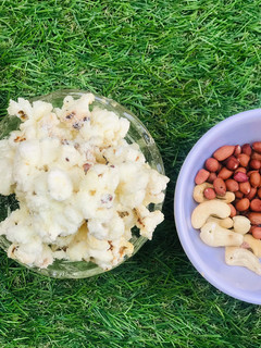 A picture of Milk Pop Corn 🍿.