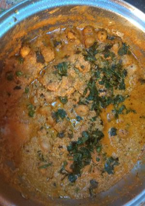 A picture of Khoya makhana matar.