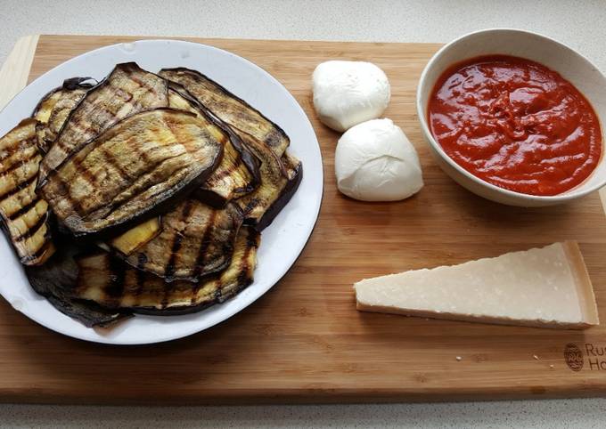 Aubergine Parmigiana