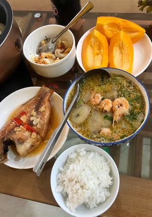 Hình của món Mâm cơm trưa 2 vc.
