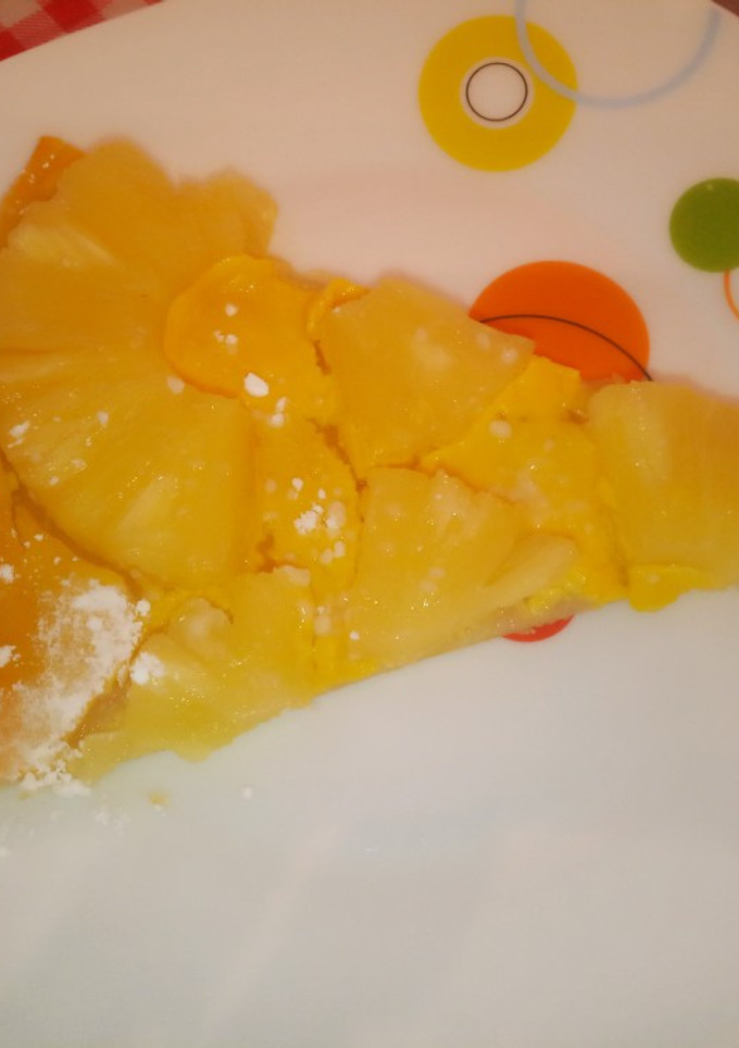 Una foto de Pizza dulce de hojaldre con natillas