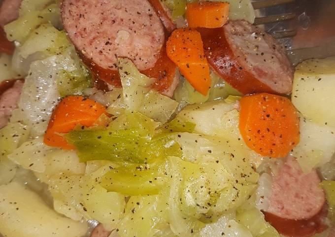 How to Prepare Ultimate Sausage and Cabbage