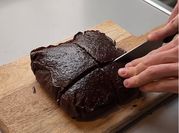 Una foto de banana cacao huevo