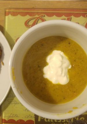 A picture of Spiced carrot soup.